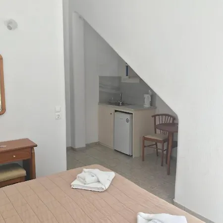 浪漫酒店 2* 普拉迪斯亚罗斯